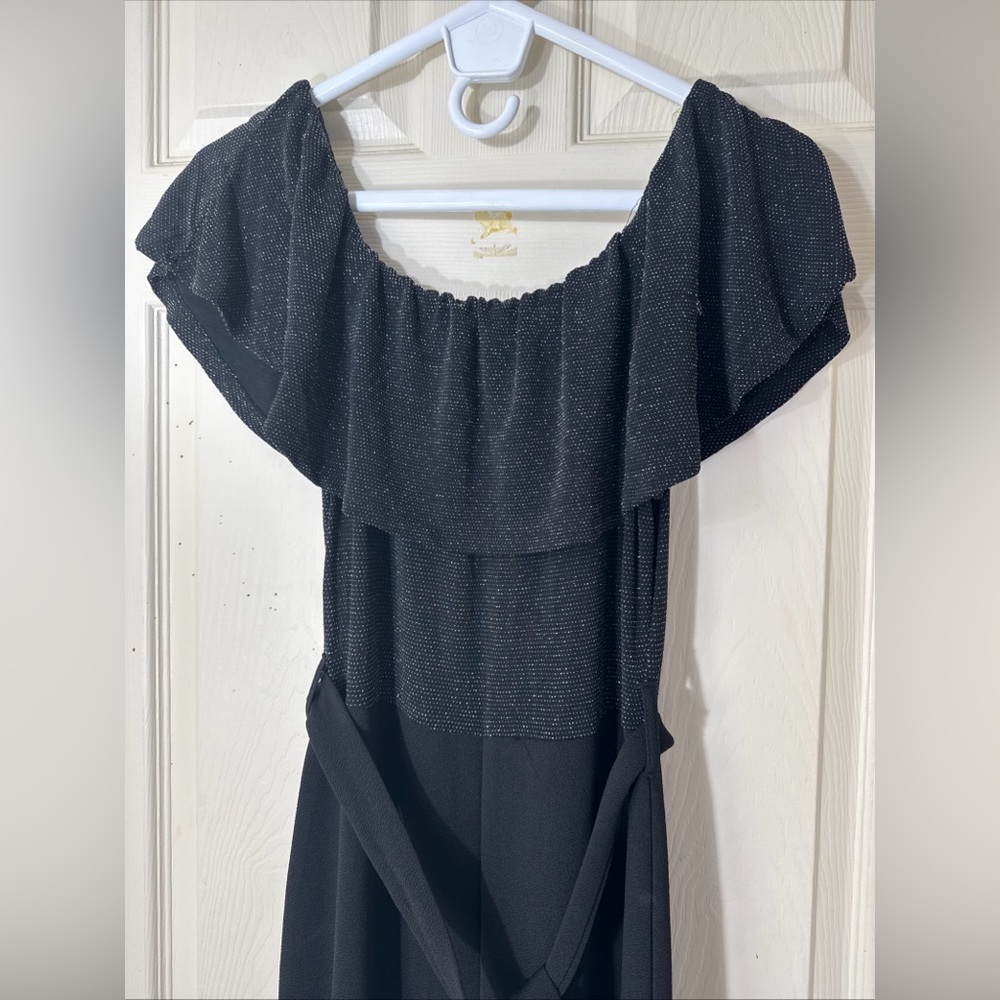 NWOT Black Wide Leg Jumpsuit Size Large Sparkly off Shoulder top & Matching Belt